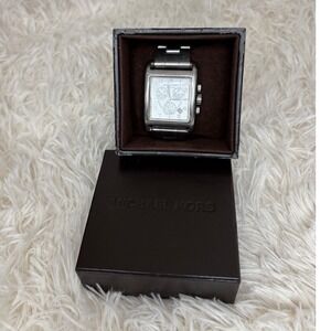 Michael Kors Mens Silver Square Chronograph Watch with Box‎ MK-5435